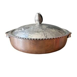 Vintage Hammered‎ Aluminum Covered Casserole Dish Floral Embossed Tulip Lid